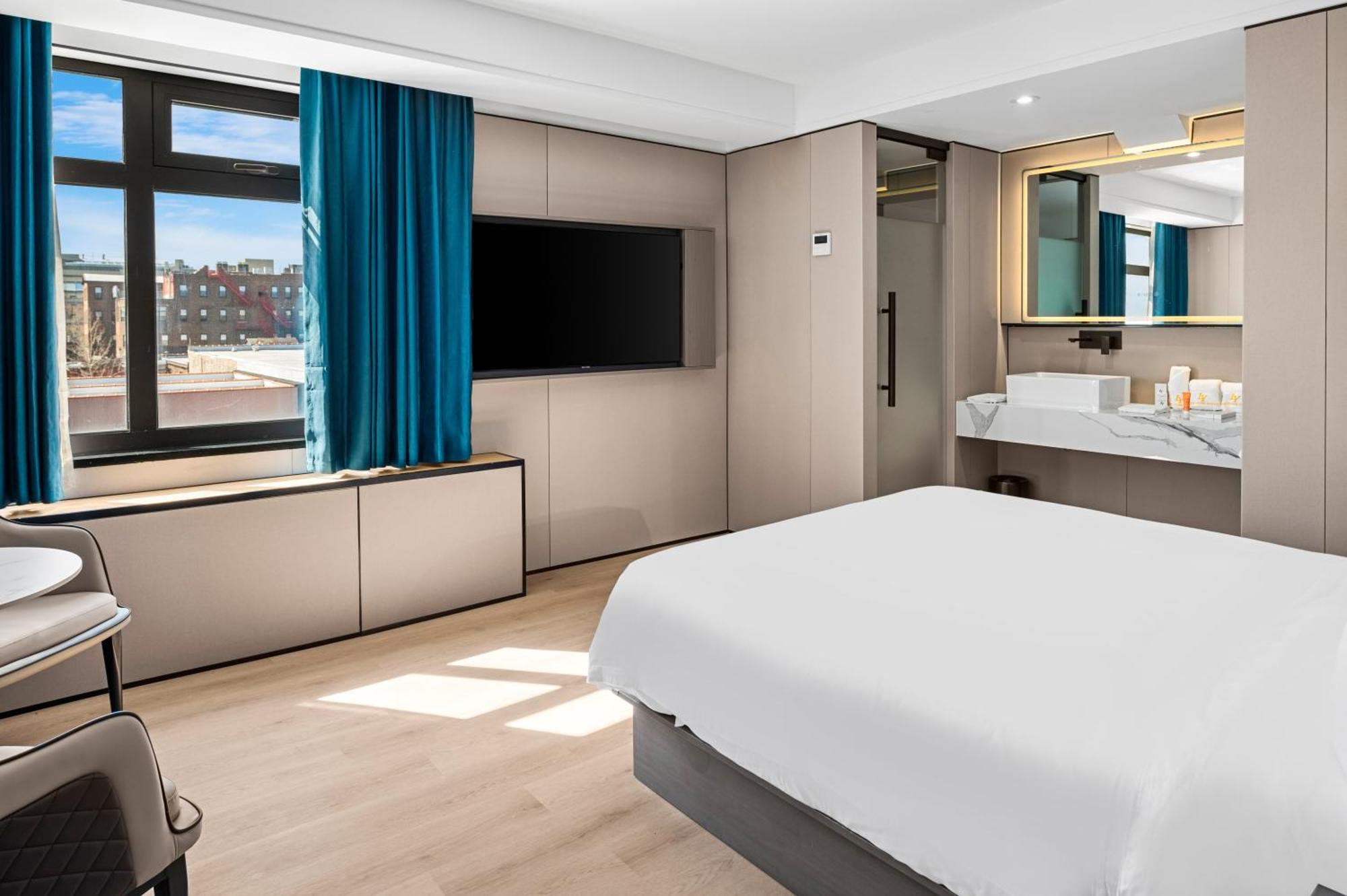 Ly New York Hotel Bagian luar foto